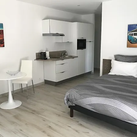 Hotel apartamentowy Windward