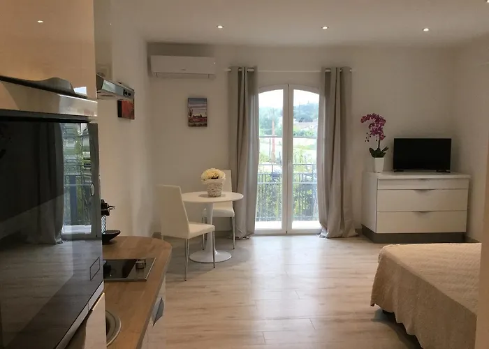 Apart-hotel Windward 4*